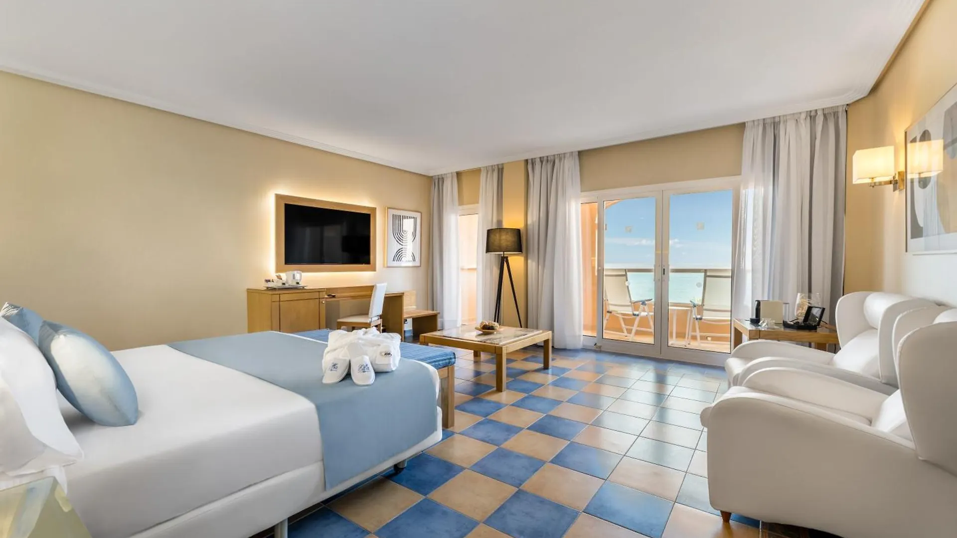 Elba Sara Beach & Golf Resort Caleta De Fuste 4*,