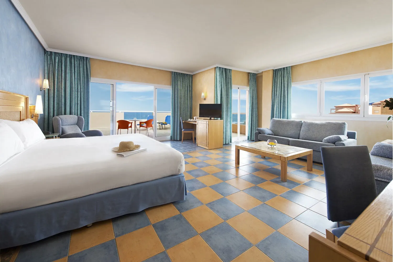Elba Sara Beach & Golf Resort Caleta De Fuste 4*,