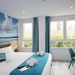 Casual Del Mar Отель Малага