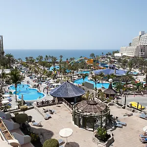 Livvo & Aquapark Hotell