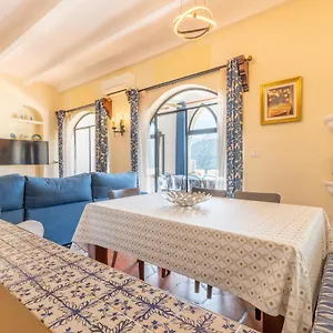 https://petit-palau.balearic-islands.net